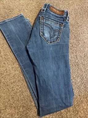 Rock Revival Women's Blue Skinny Jeans with Embroidered Back Pockets